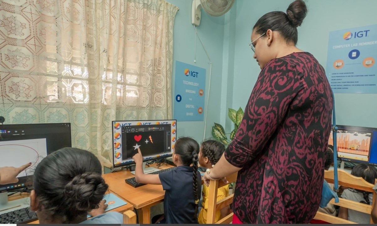 AMICA HOUSE FOR GIRLS BUILDS A BRIGHTER FUTURE WITH TECHNOLOGY