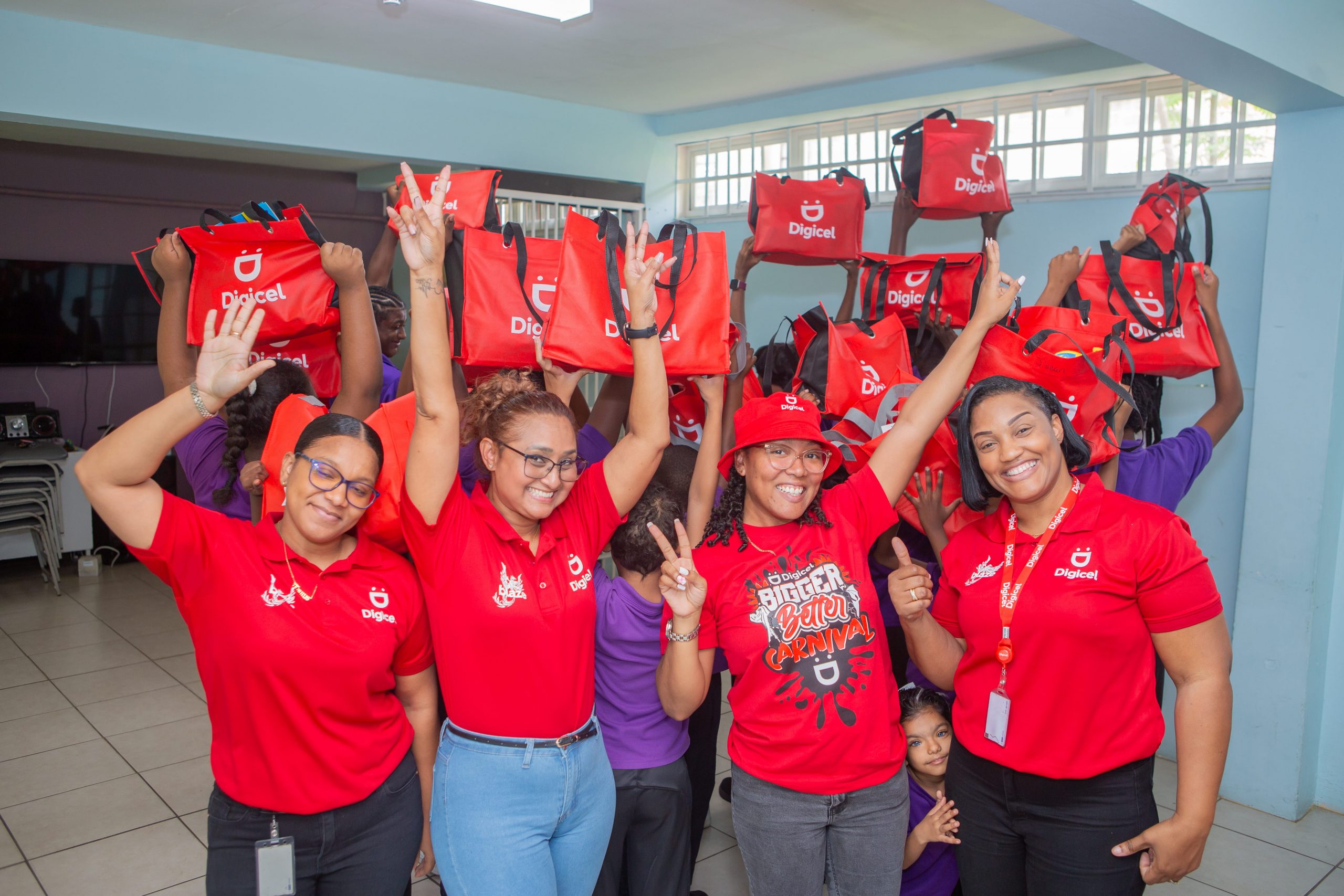 DIGICEL STAFF GIVE BACK TO CLASSROOMS AND COMMUNITIES