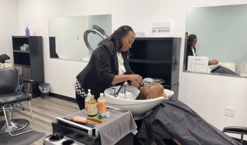 In-house hair stylists at Unilever’s Polycultural Centre of Excellence (PCOE) in the USA try new products for textured hair as part of Unilever’s R&D process.